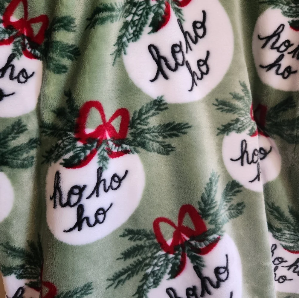 Christmas plush throw blanket ornaments